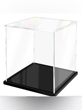 NEW WITH TAGS - XINISS Acrylic Display Case